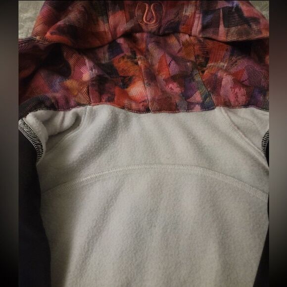 Lululemon Rare Scuba Hoodie - Picture 9 of 13